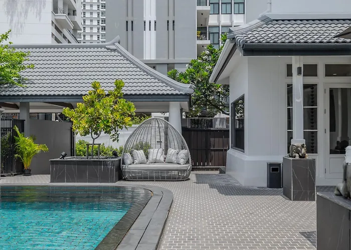 Villa Thong Lo Modern Pool In Center Of