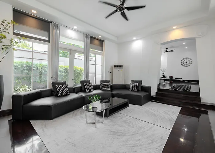 Villa Thong Lo Modern Pool In Center Of Bangkok